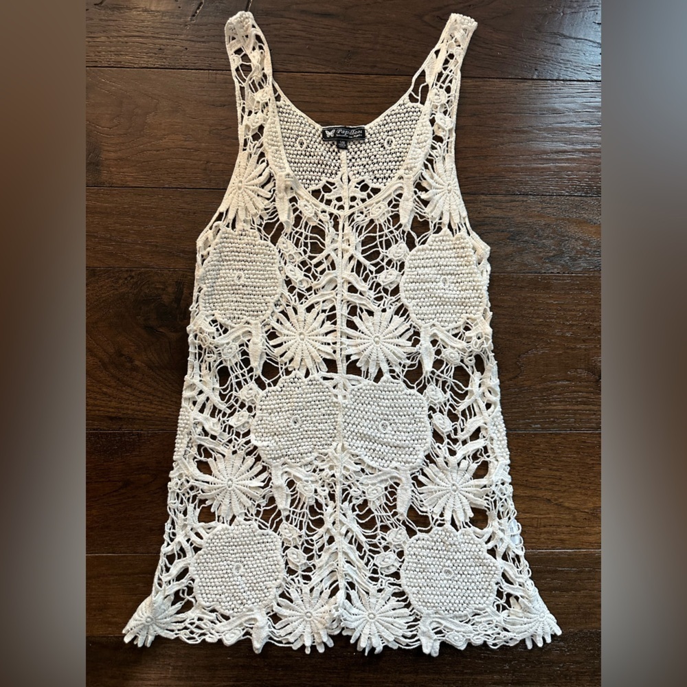 Papillon Ivory Crochet Top-size Small/Medium